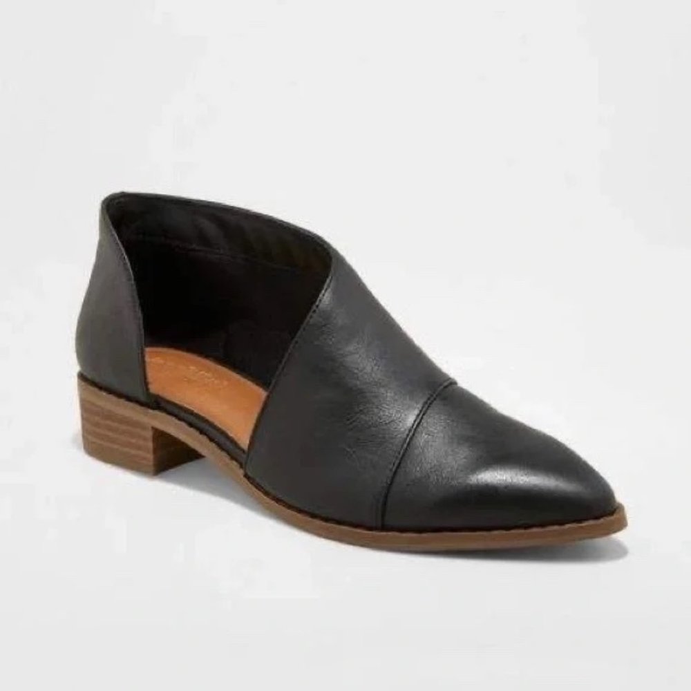 Universal Thread Cutout Mules Booties